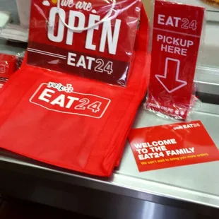 Our partners EAT24 send us a really nice set up kit! Thank you all!