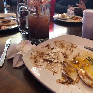 Un buen desayuno con su buena Michelada..!