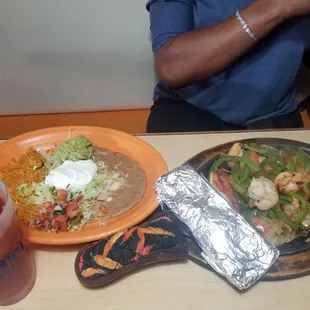Denise had the Shrimp Fajitas