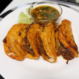 Birria tacos ..