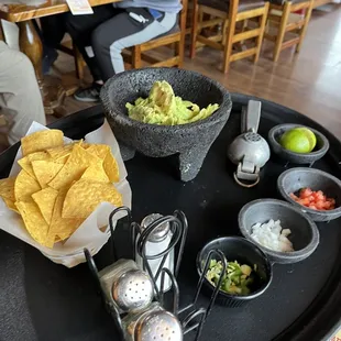Table side guacamole