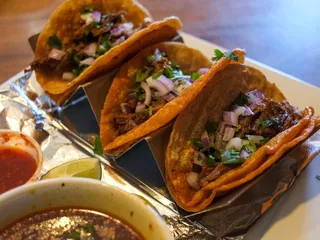 Los Tres Amigos - Plymouth