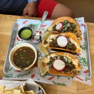 This birria ..it's is good