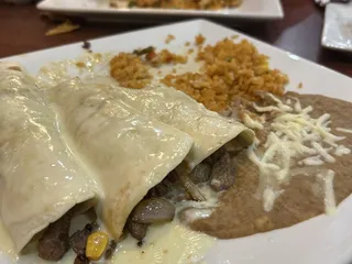 Candiles Tacos & Tequila