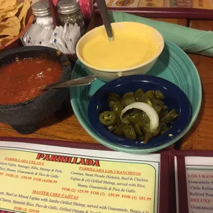 Queso and yummy jalapeños!