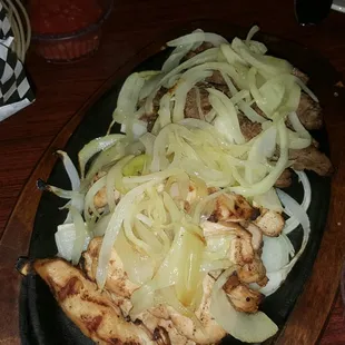 Mixed fajitas for 2.