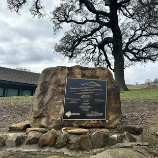 The plaque @ the entrance of the interactive center!!