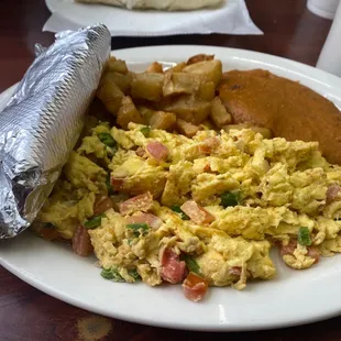 Huevos a la Mexicana Breakfast Plate