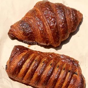 Whole Grain Croissant ($3.75) and Whole Grain Chocolate Croissant ($4.25)