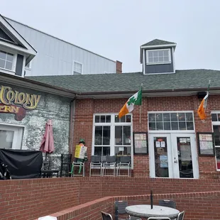 Exterior of Lost Colony Tavern (March 2024) - note the large outdoor / patio seating area weather permitting and in busy season