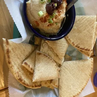 Hummus &amp; Pita