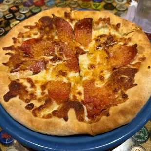 Personal White I w/added pepperoni