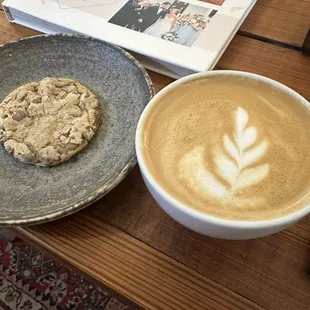 Cappuccino and chocolates chip toffee cookie