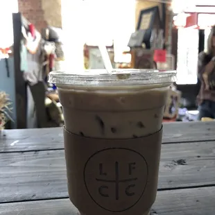 iced caramel latte