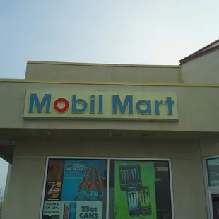 Lost Hills Mobil, Lost Hills, CA.