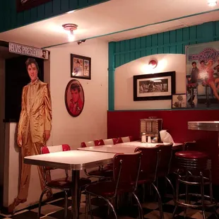 Even Elvis eats here. ;-)