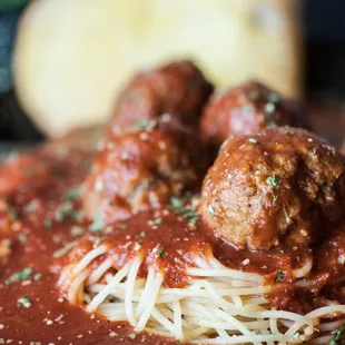 Spaghetti&amp; Meatballs