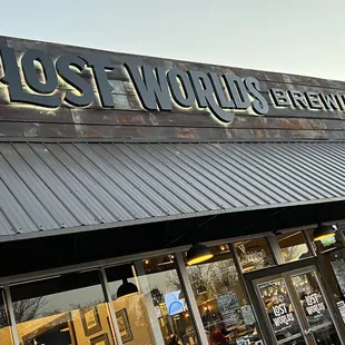 Lost Worlds Brewing