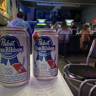FRi night karaoke &amp; some PBR !!!