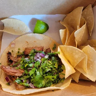 Carnitas taco
