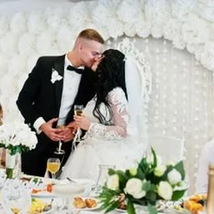 How to Create the Perfect Menu for Your Wedding