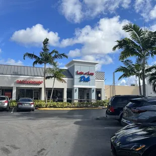 the outside of a deli