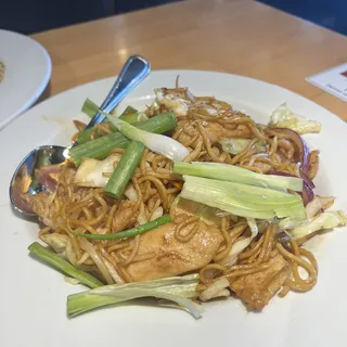 Chicken Lo Mein