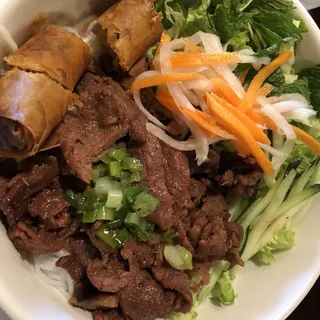 48. Vermicelli with Grilled Pork and Egg Roll