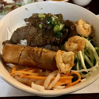 53. Vermicelli with Beef, Shrimp and Egg Roll