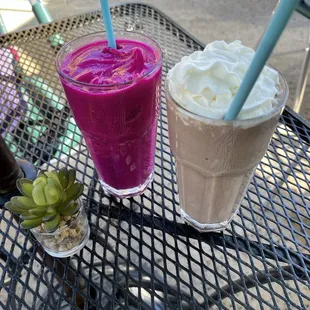 Priya Pitaya Smoothie &amp; Chocolate Açaí Shake