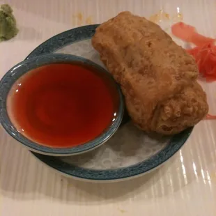 Hands the best egg roll I have ever had!!! The sushi is also AMAZING!!!