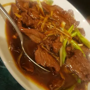 Beef with ginger in Oyster sauce