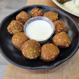 falafel balls (part of falafel veggie plate)
