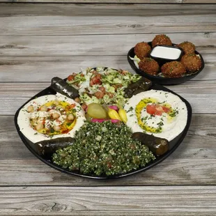 Falafel veggie platter