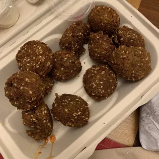 12 Falafel Balls