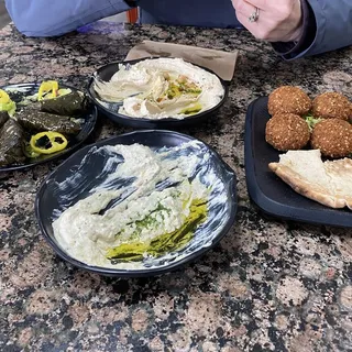 Grape Leaves (6 Pieces)