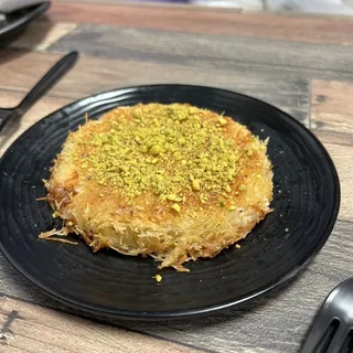 Knafeh