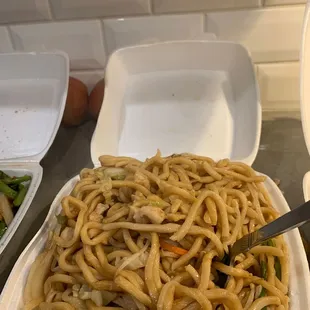 4. Chicken Chow Mein