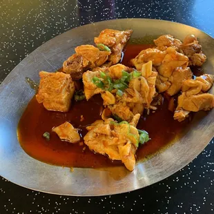 Chicken in red oil （口水鸡）