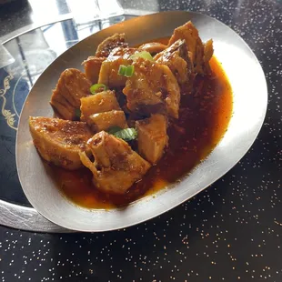 Spicy chicken in chilly oil