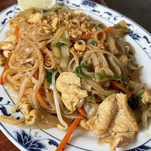 Chicken pad Thai