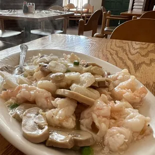 Shrimp in Lobster Sauce