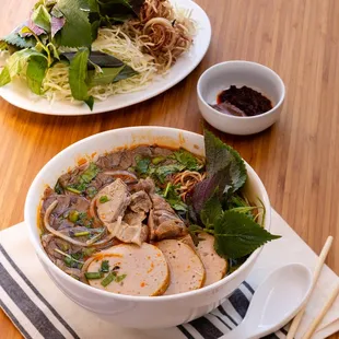 Bun Bo Hue - Spicy Vietnamese Beef Noodle Soup