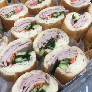 Banh mi dac biet - Ham combination sandwich