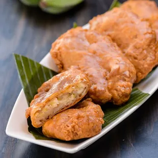 Banh chuoi chien - Fried Thai banana