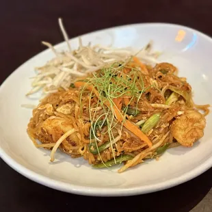 Shrimp Pad Thai.