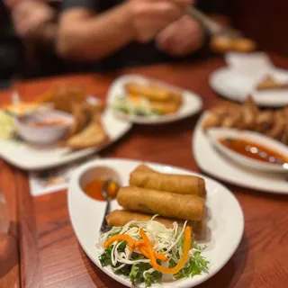 Egg Roll (Meatless)