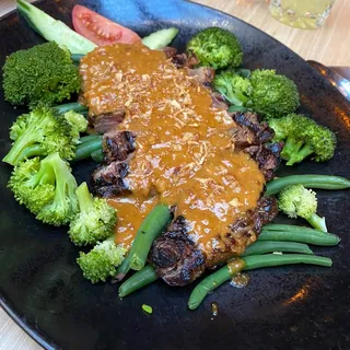 Lotus Yum Nuah (Ribeye)