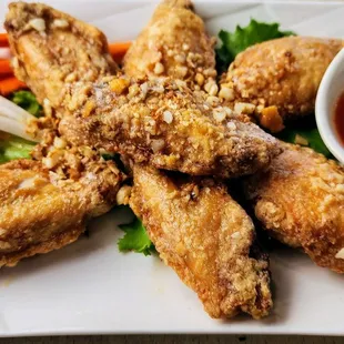 Crispy Garlic Butter Chicken Wings ($12, 3/17/24)