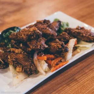 Fish sauce glazed chicken wings
 IG: @thephotographerfoodie